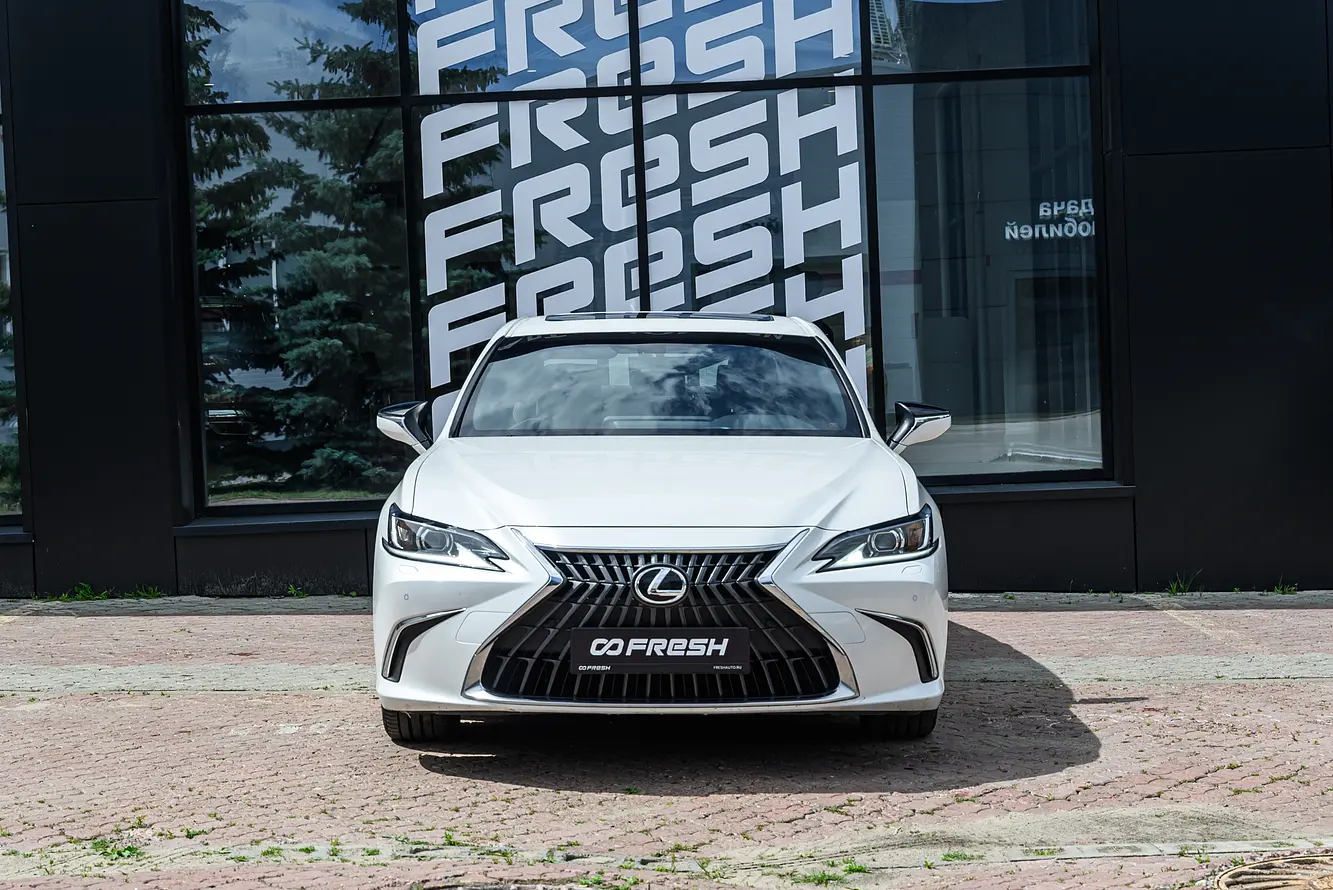 Lexus