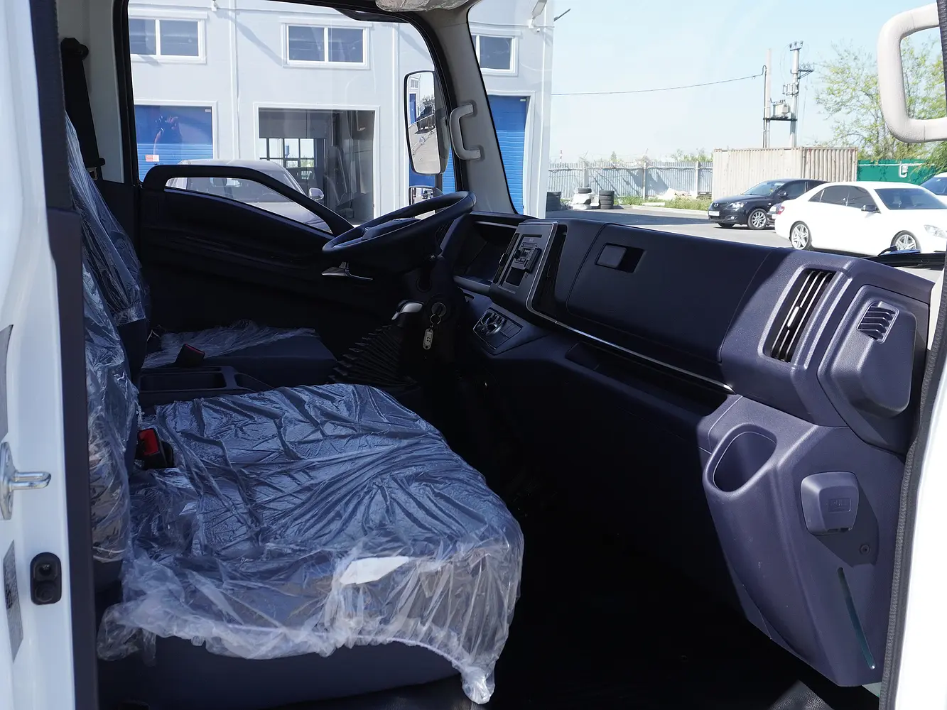 Isuzu