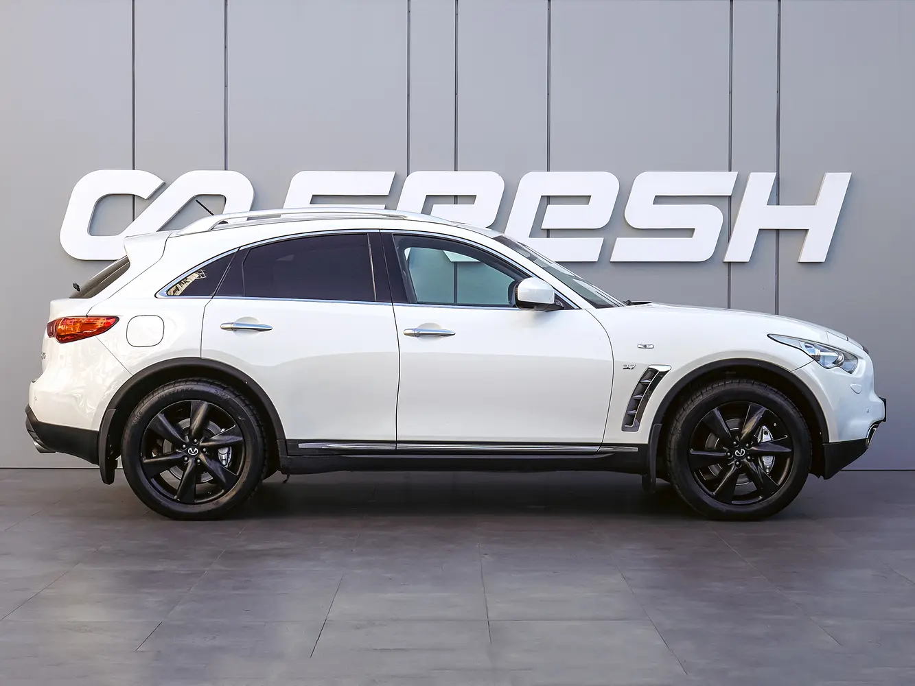 Infiniti