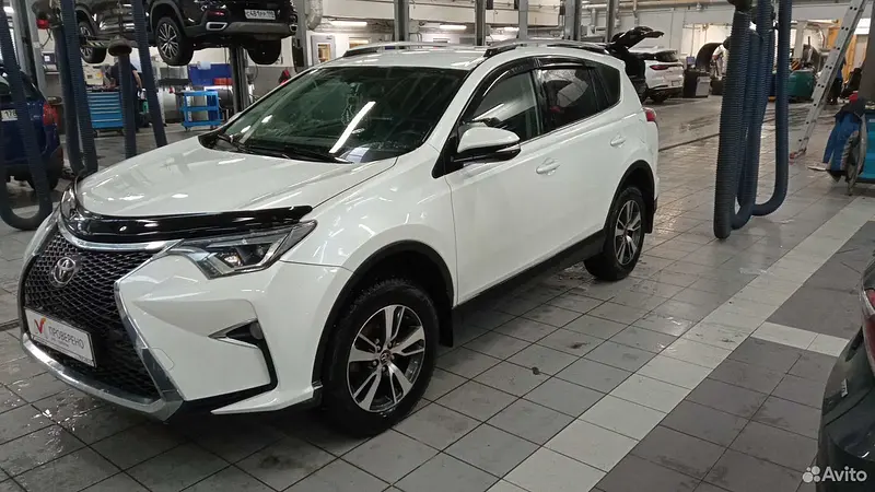 RAV4