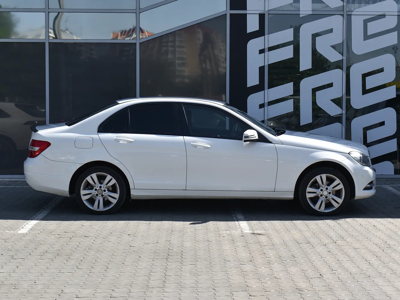 Mercedes-Benz
