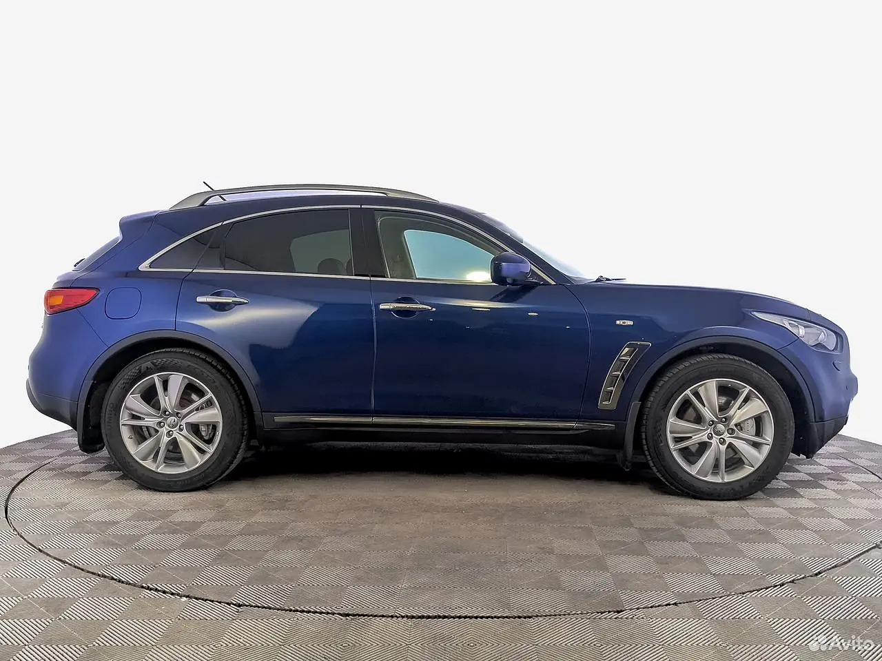 Infiniti