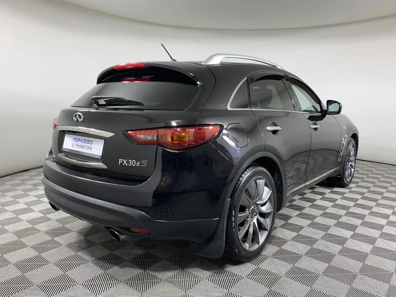 Infiniti