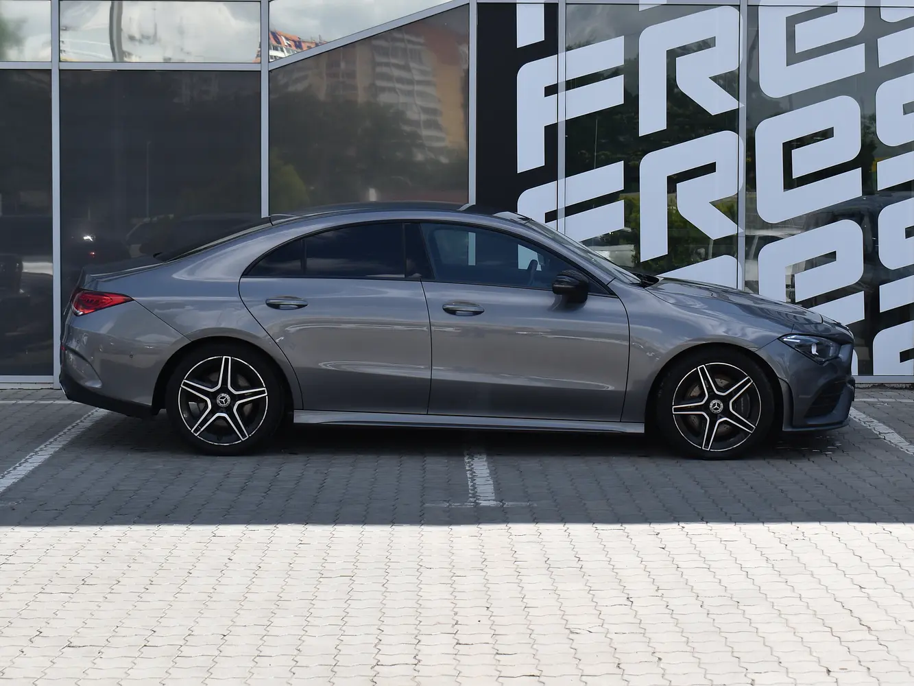 Mercedes-Benz