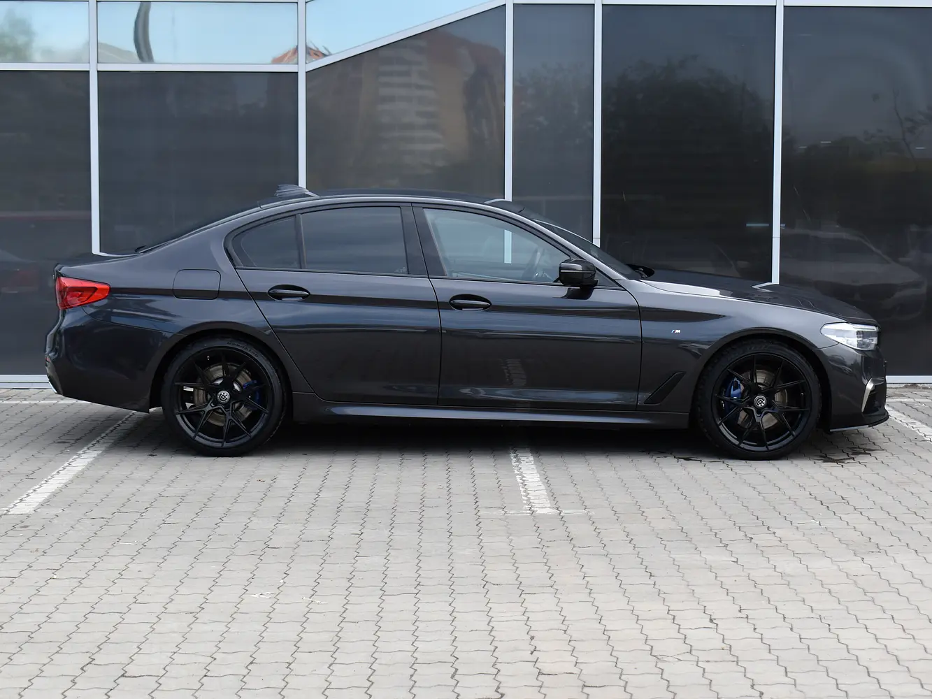 BMW