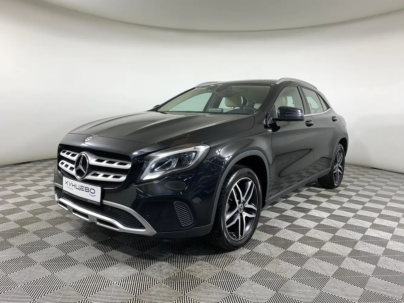 Mercedes-Benz