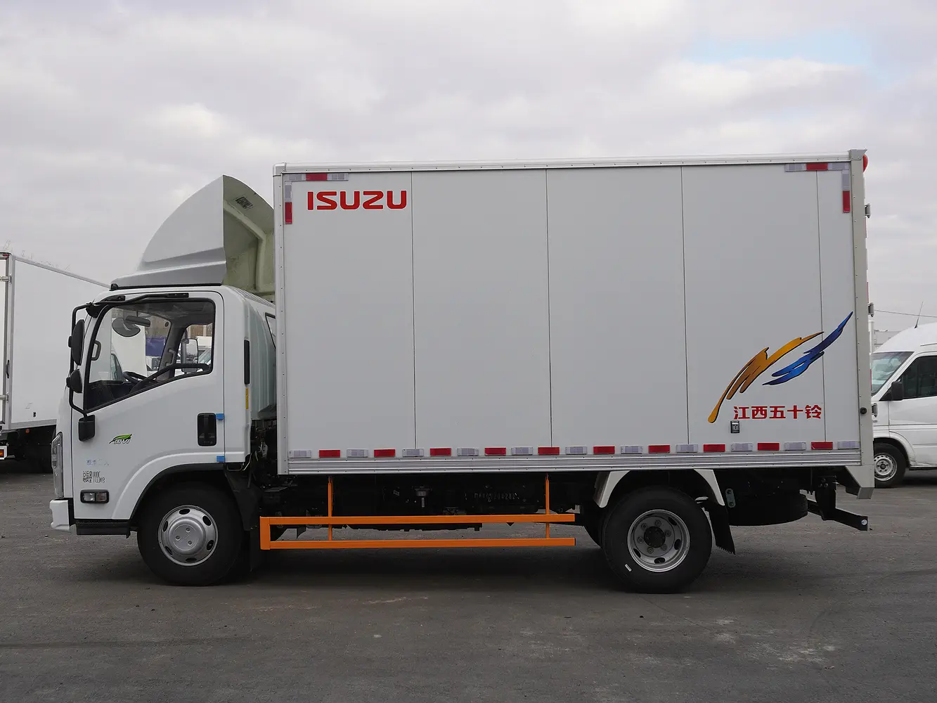 Isuzu