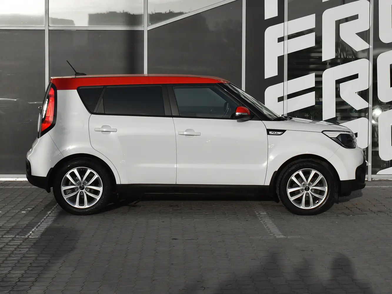 Kia