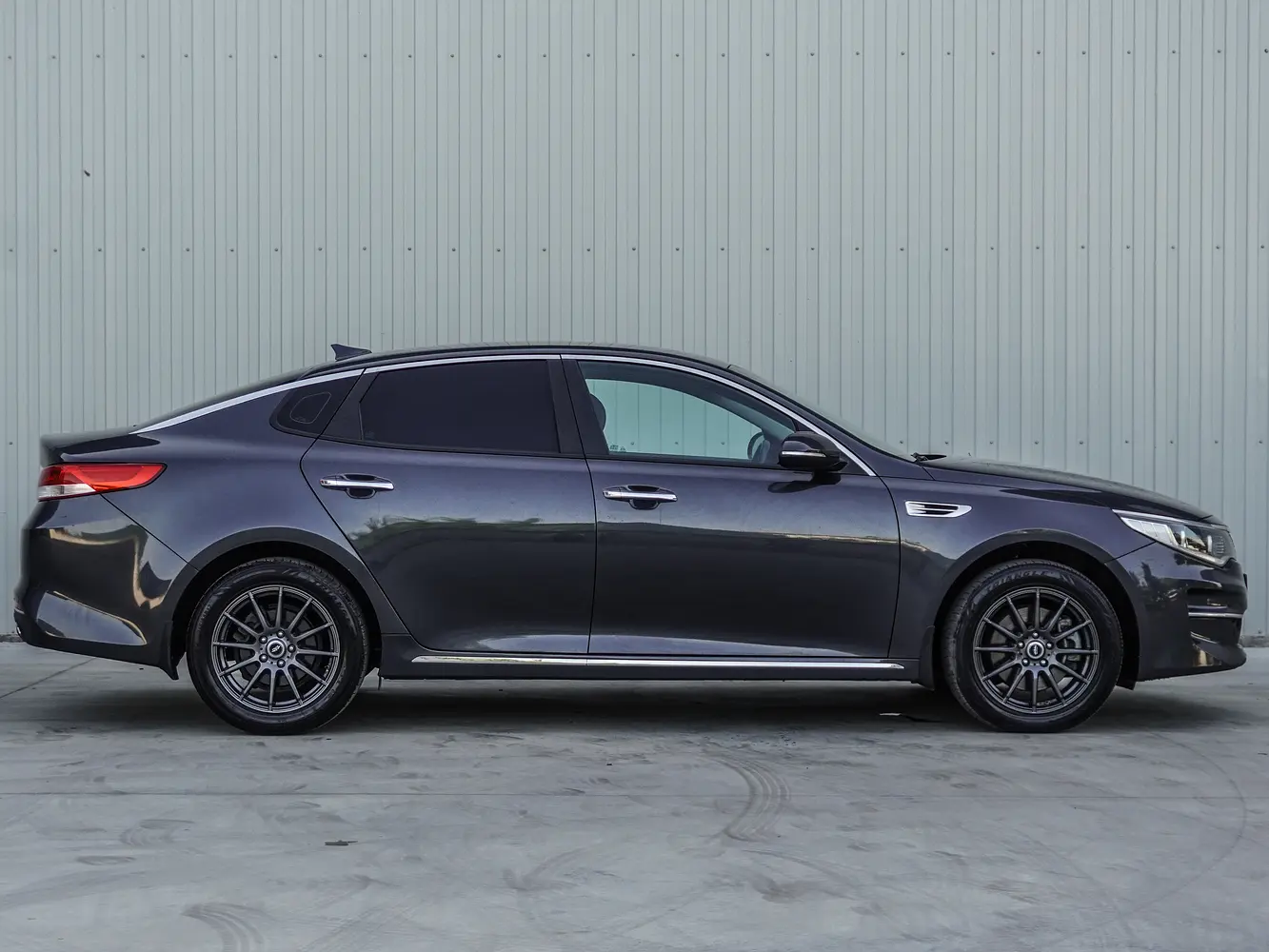 Kia