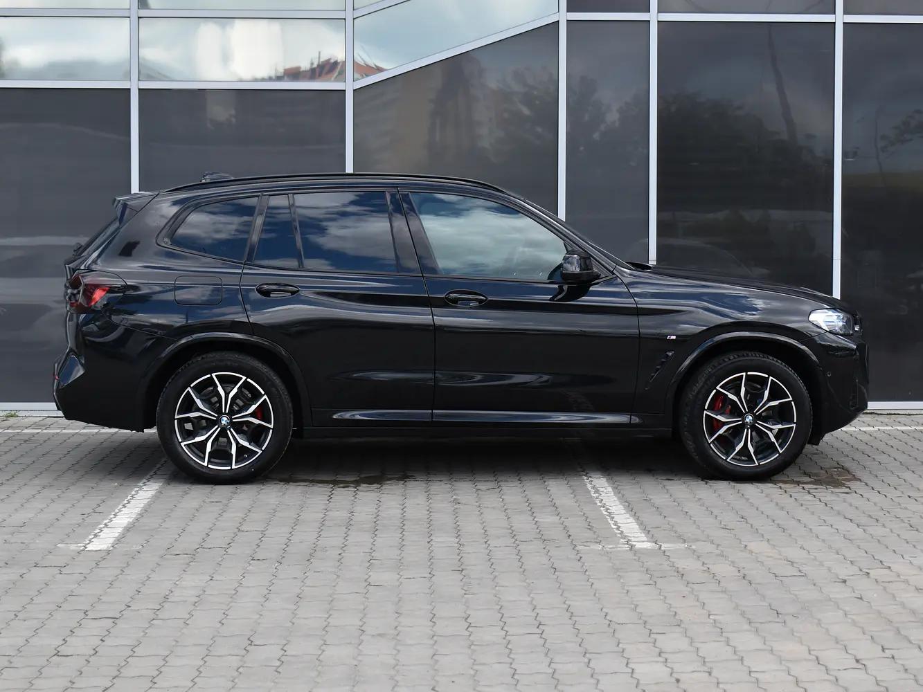 BMW