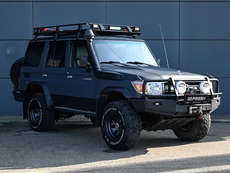 Land Cruiser