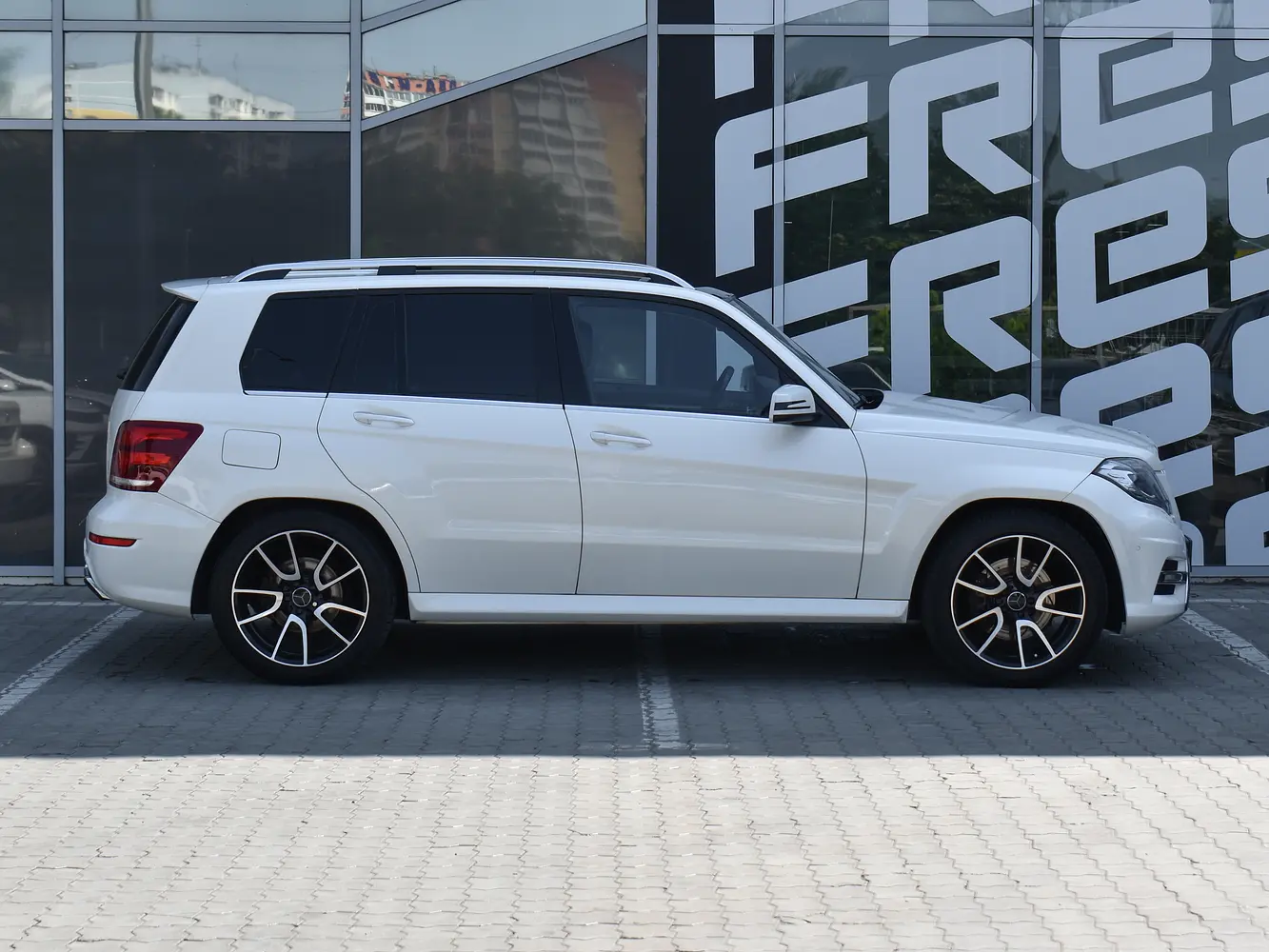 Mercedes-Benz