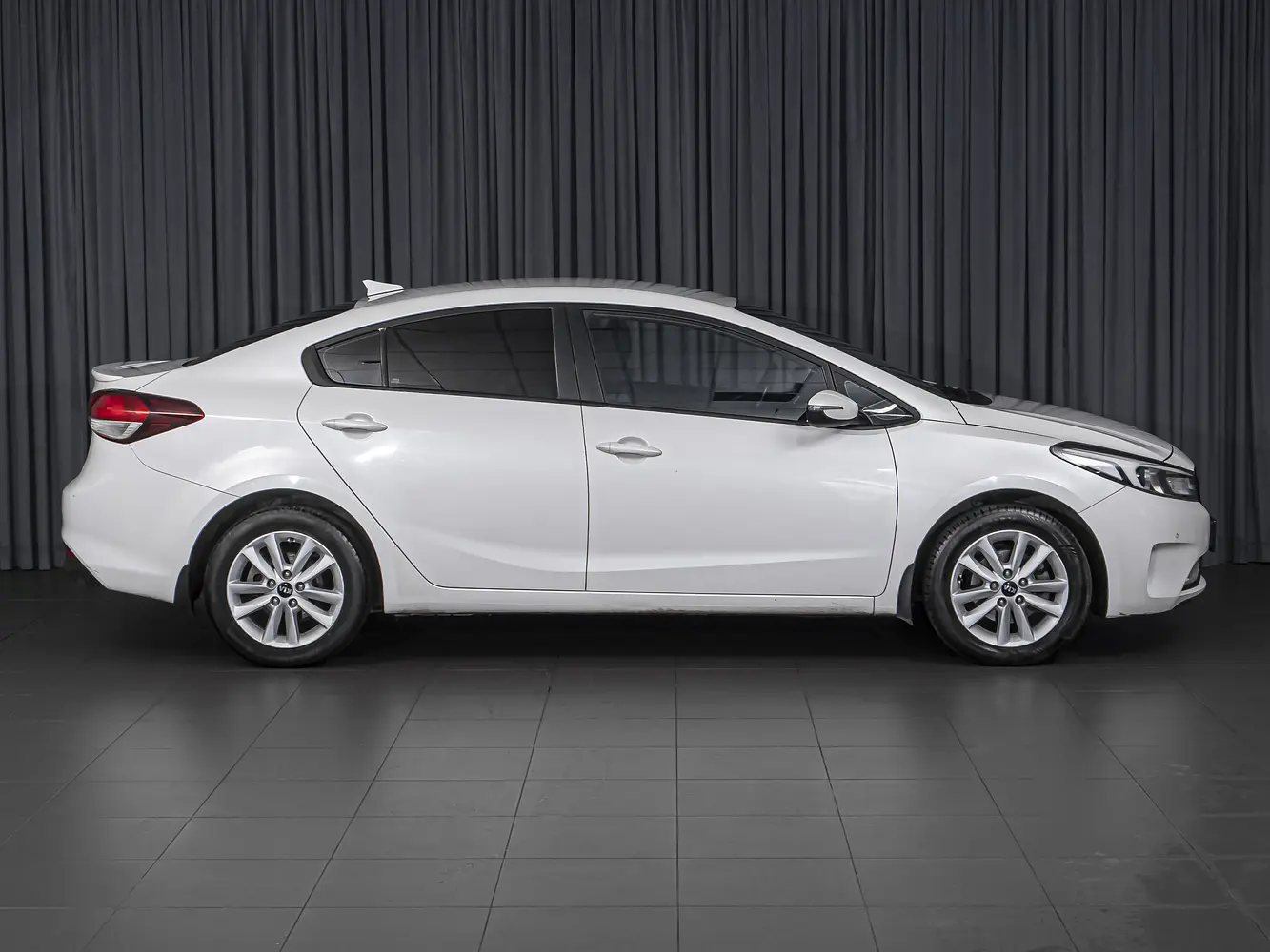 Kia