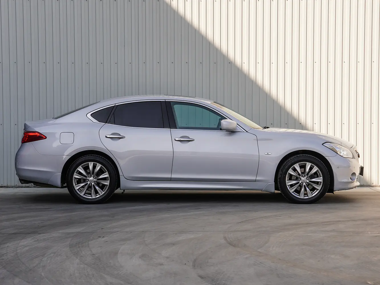Infiniti