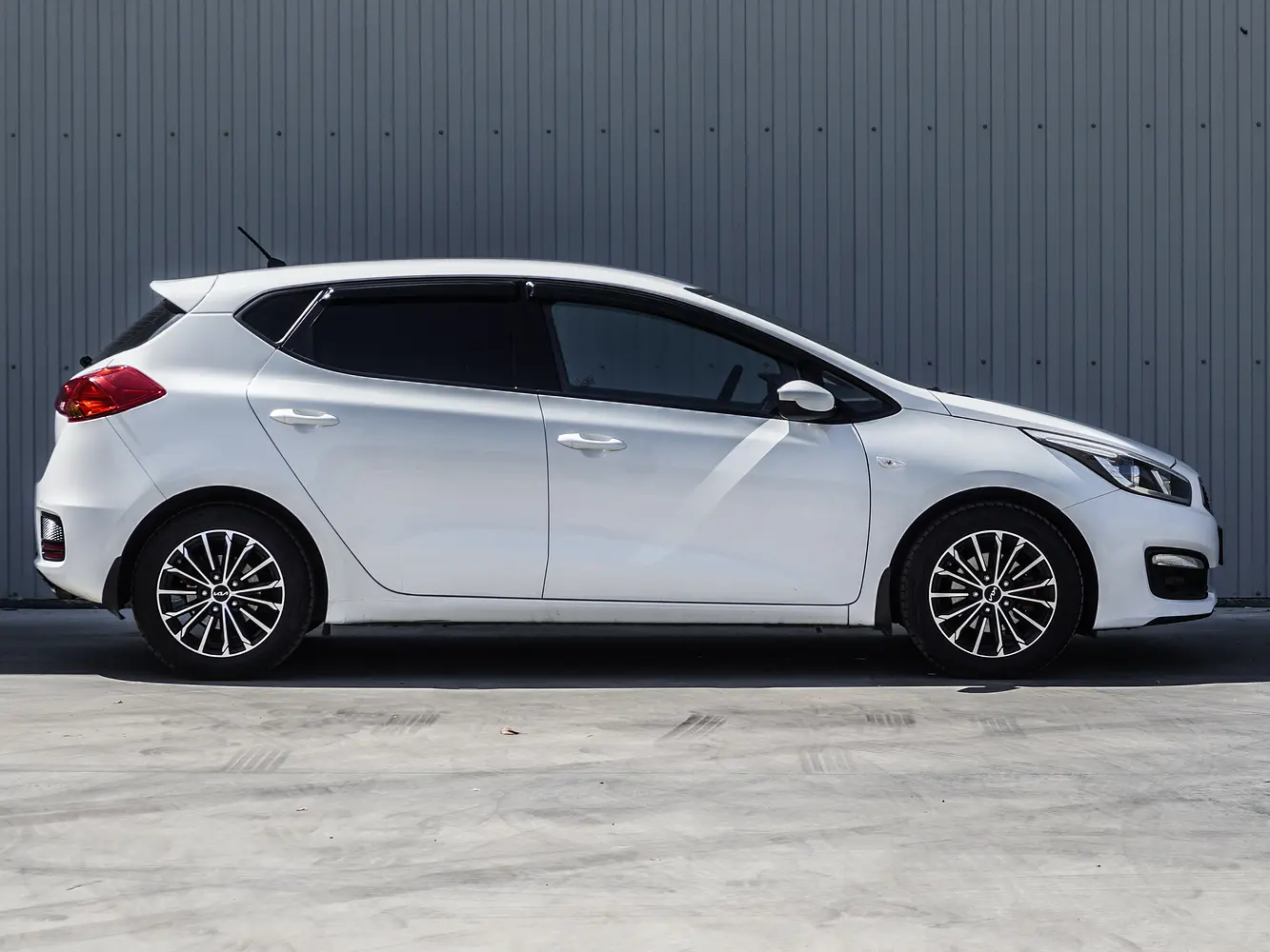 Kia