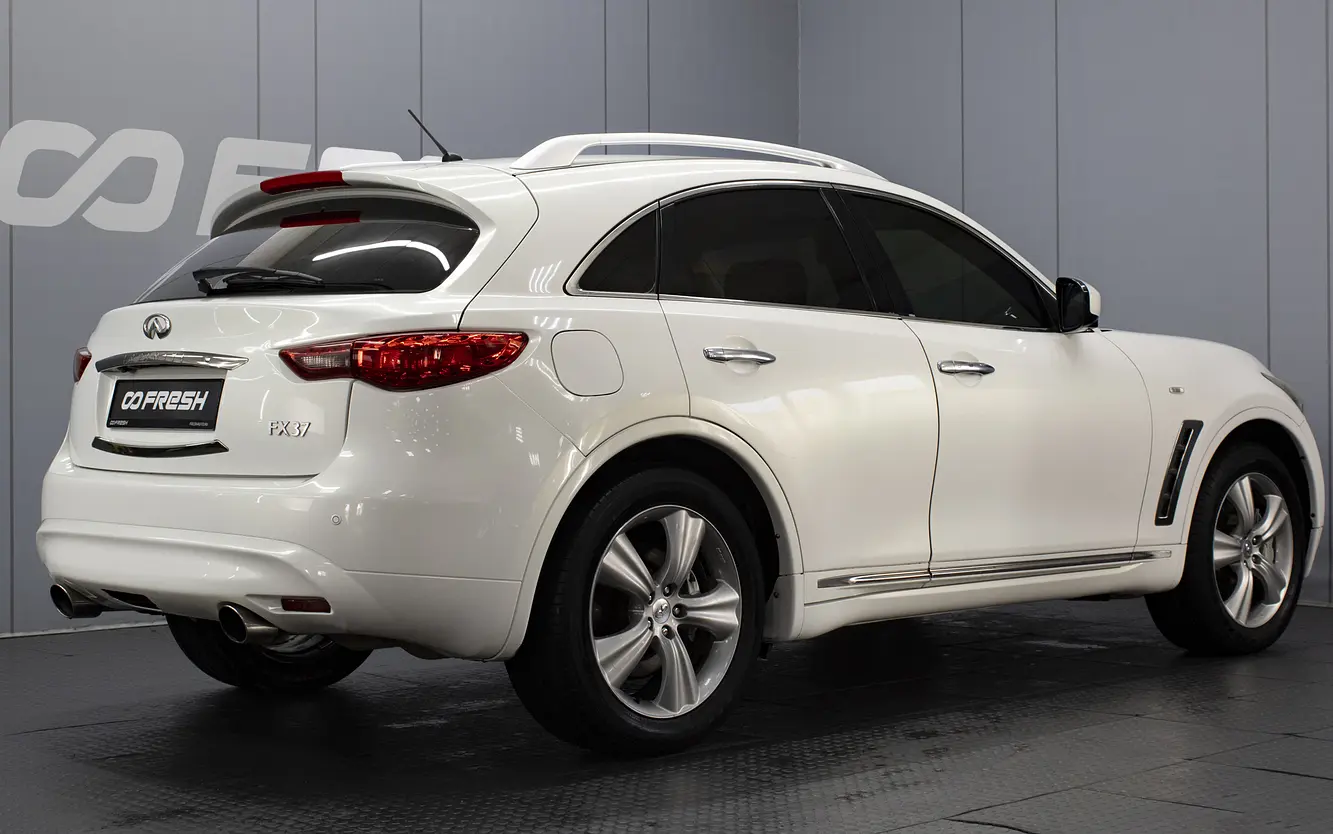 Infiniti
