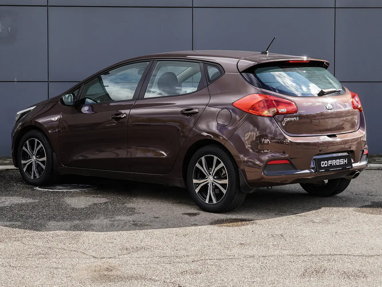 Kia