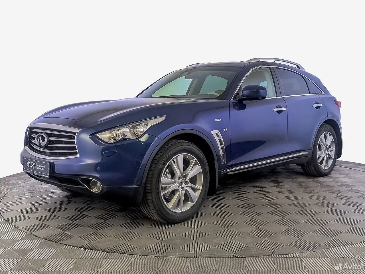 Infiniti