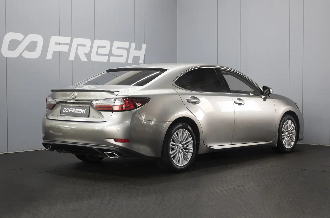 Lexus