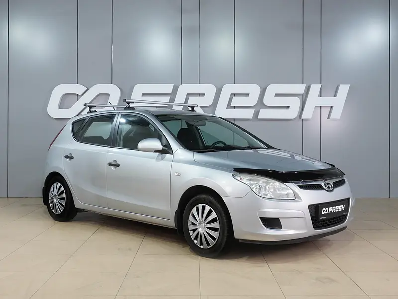 i30