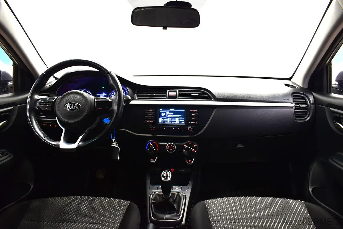 Kia