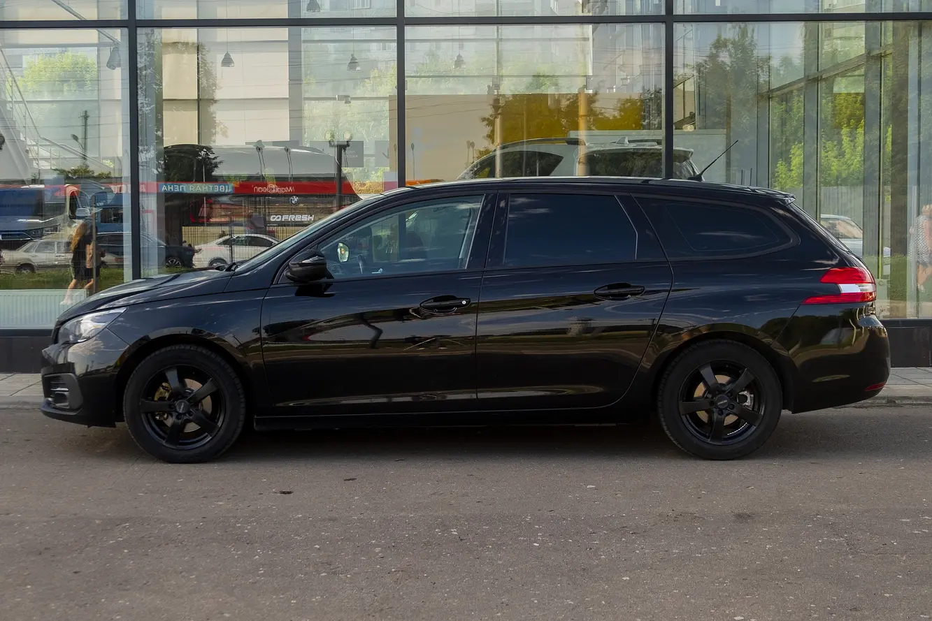Peugeot