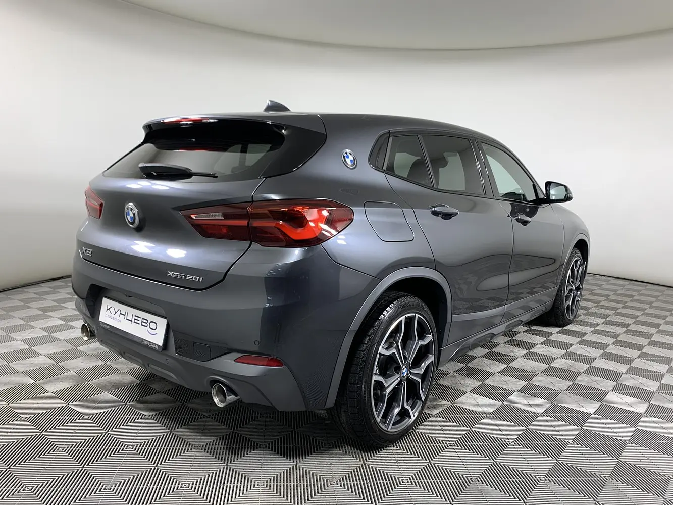 BMW
