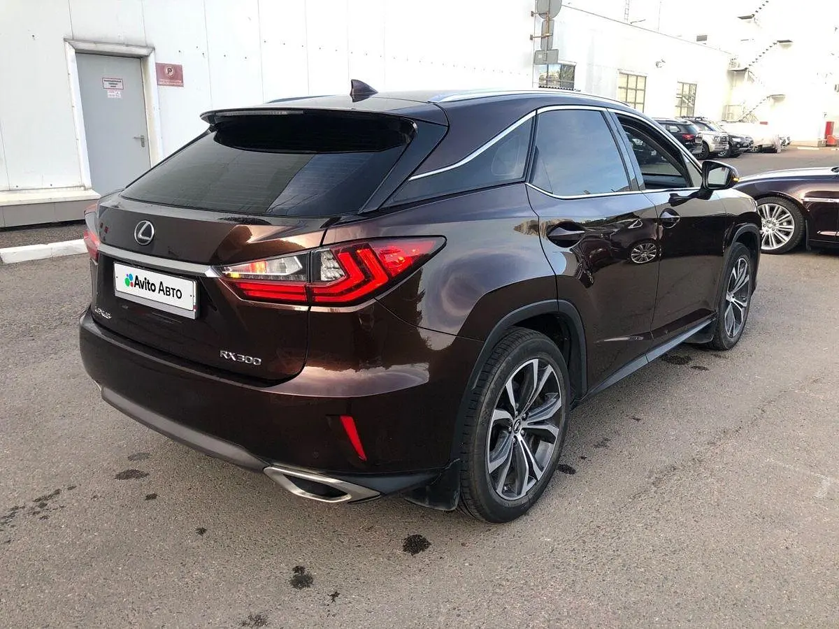 Lexus