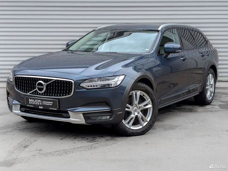 V90 Cross Country