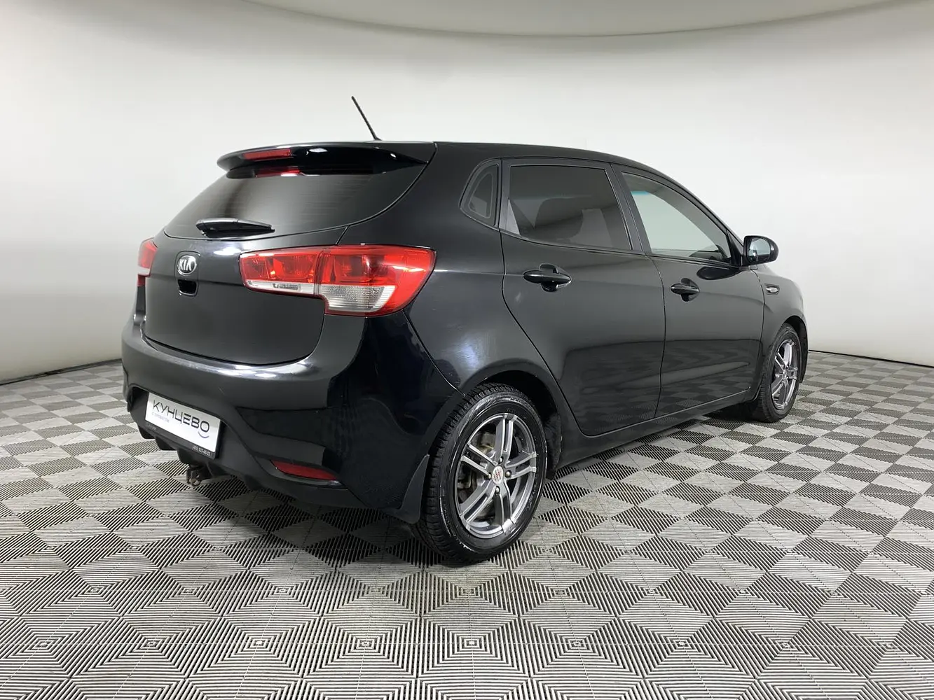 Kia