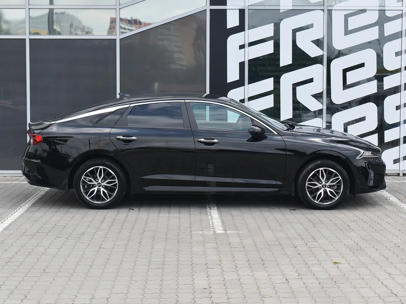 Kia