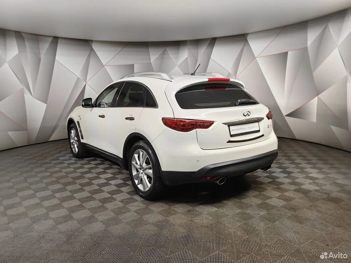 Infiniti