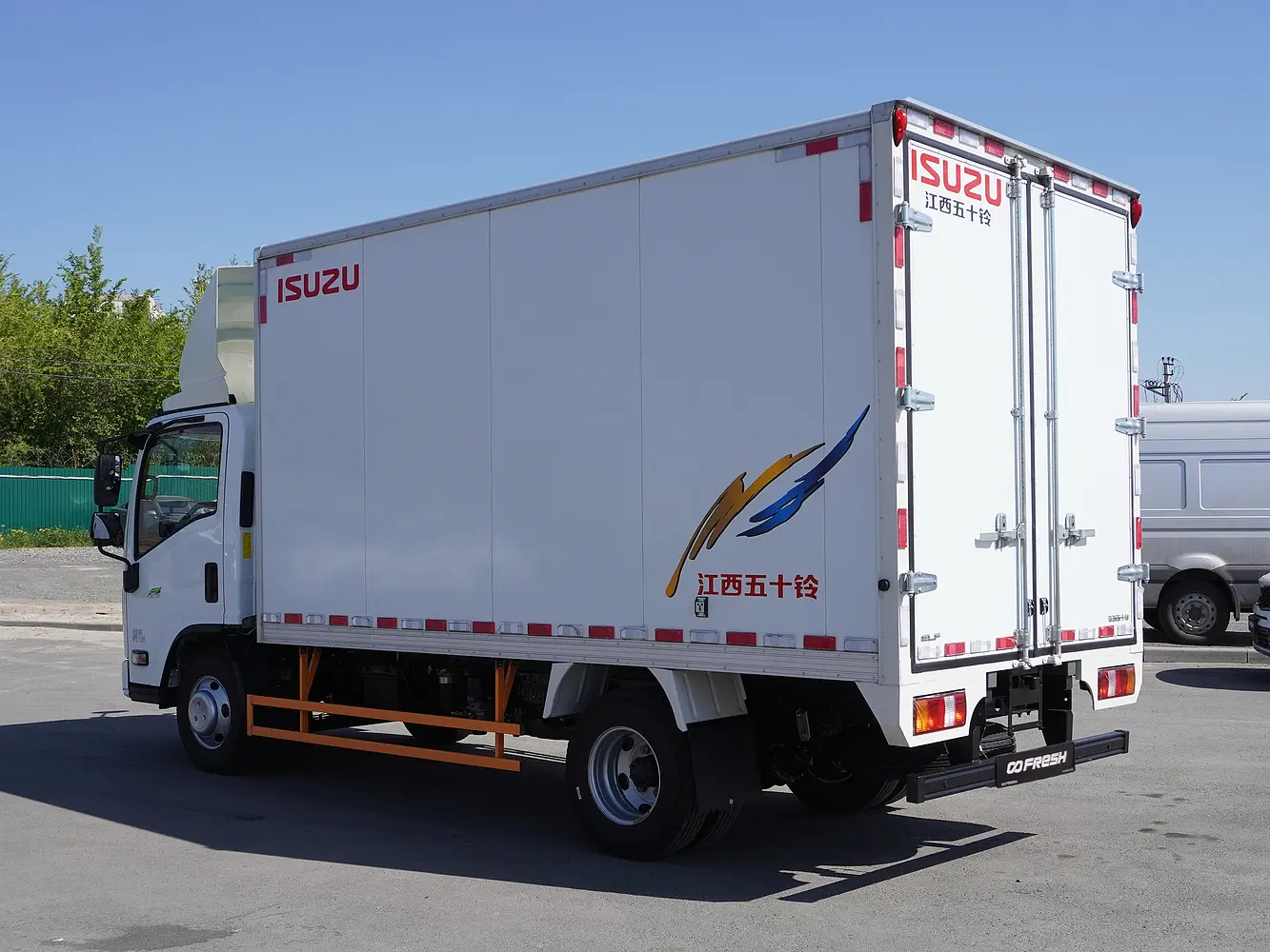 Isuzu