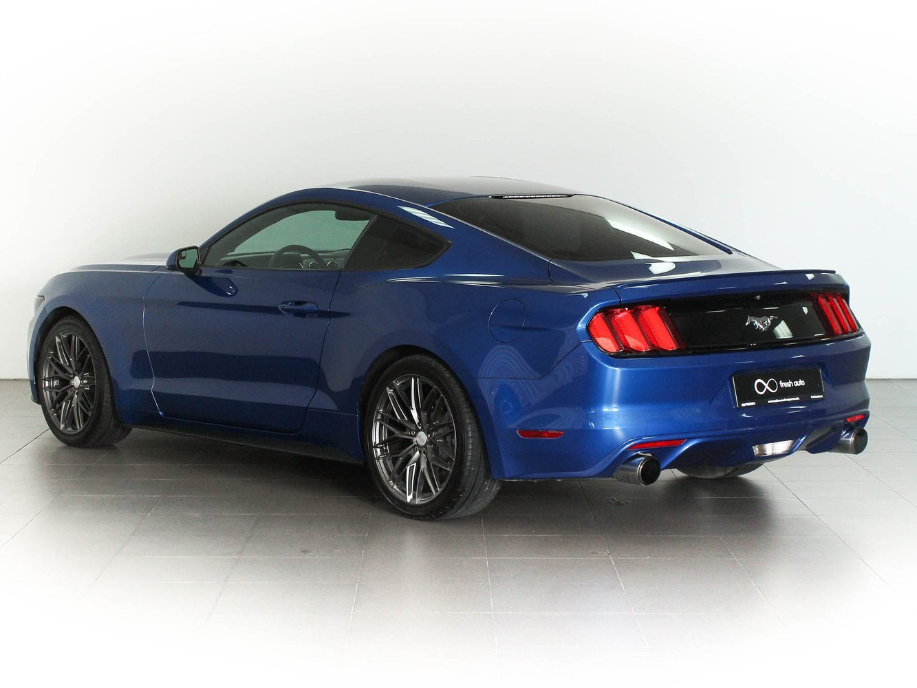 2016 Mustang amazing Color