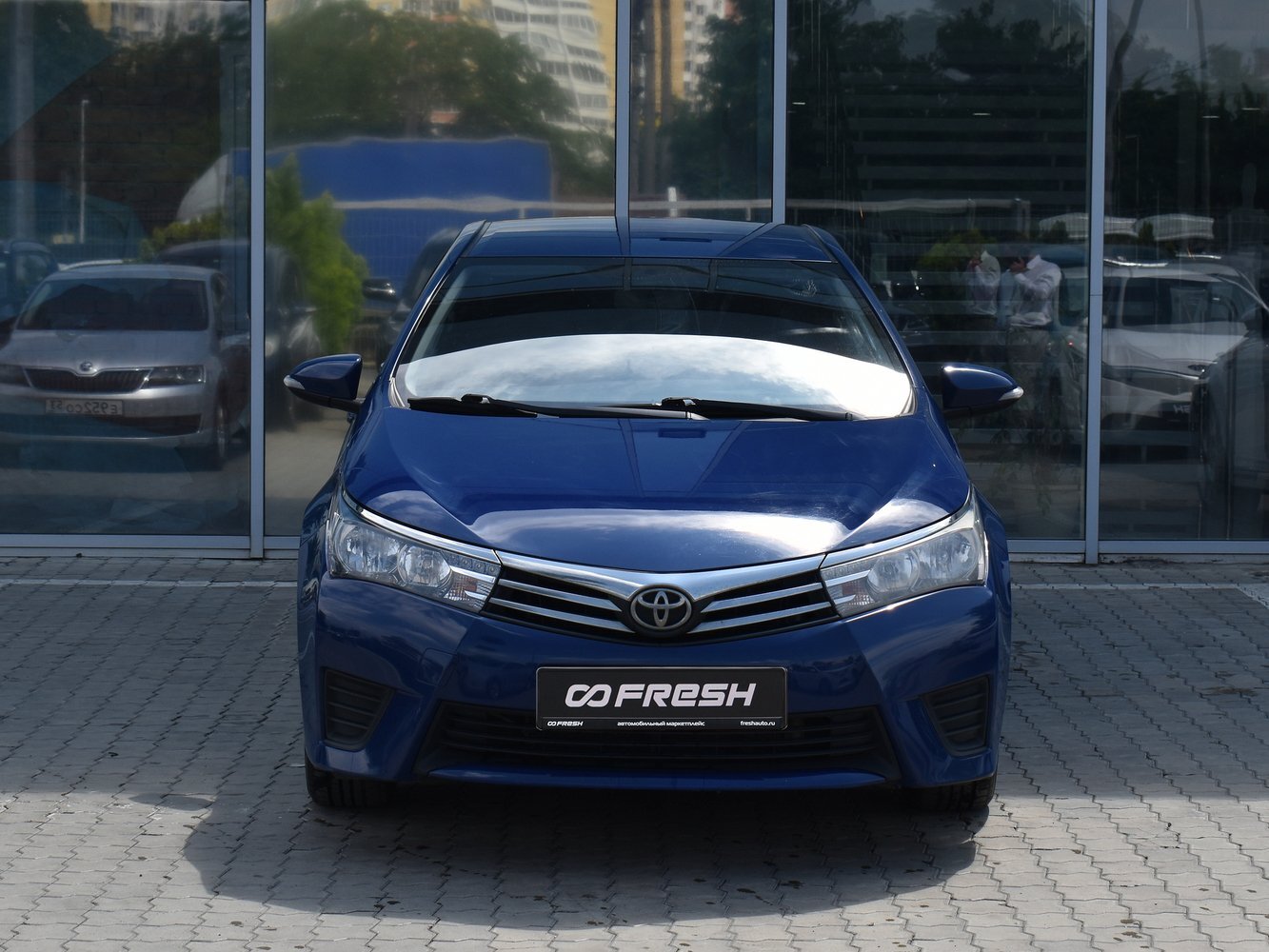 Toyota Corolla 2013 синий