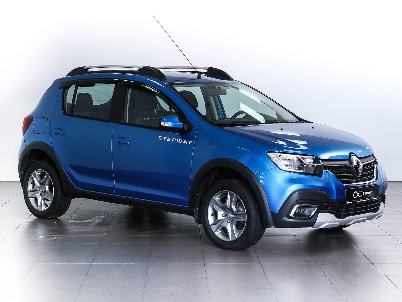 Рено сандеро степвей 2015. Рено sandero stepway. Рено sandero stepway 2018. Сандеро степвей 2017. Рено сандеро степвей 2018 года.