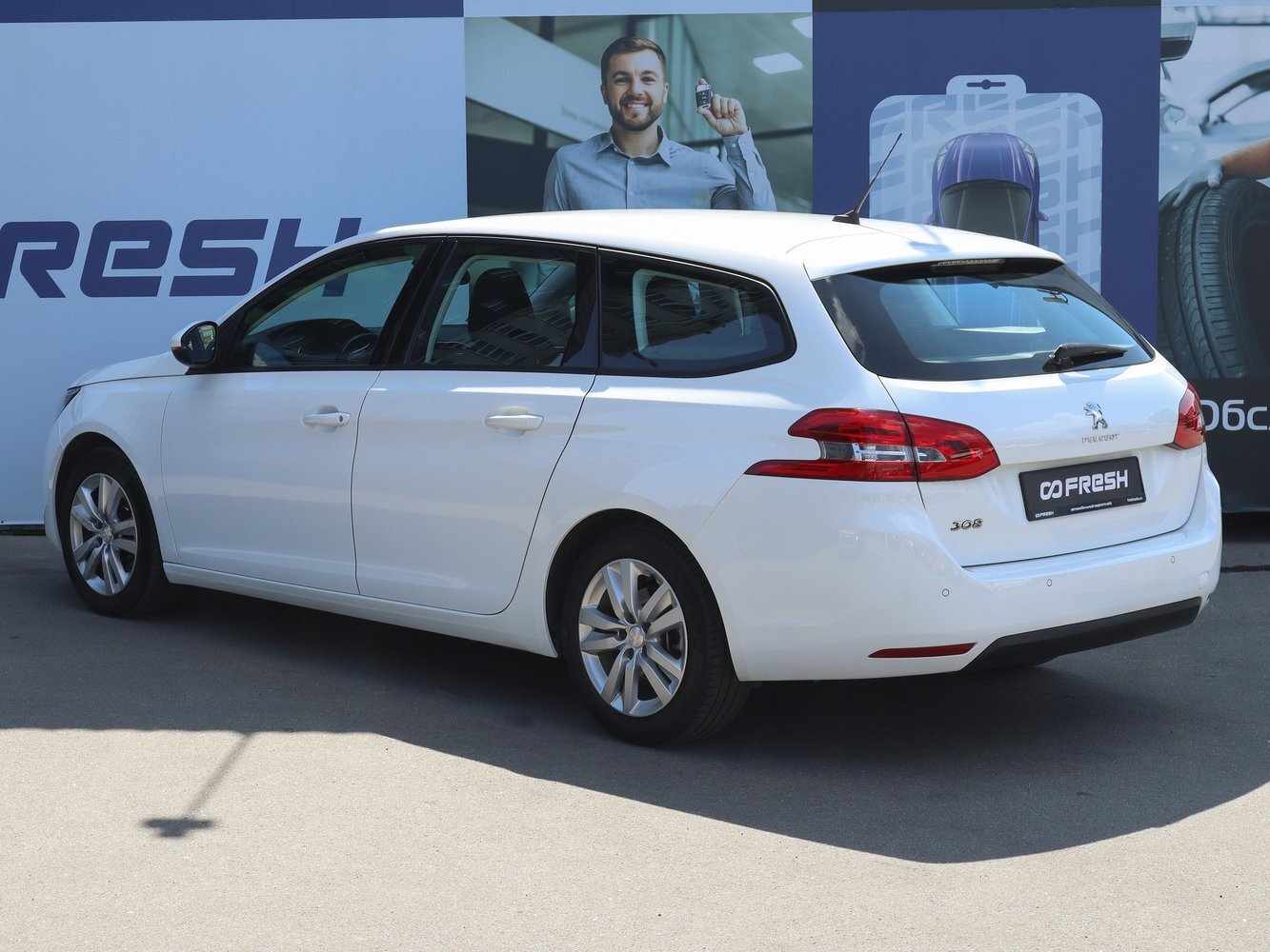 308 стать. Peugeot 308 2019. Пежо 308 универсал 2019.