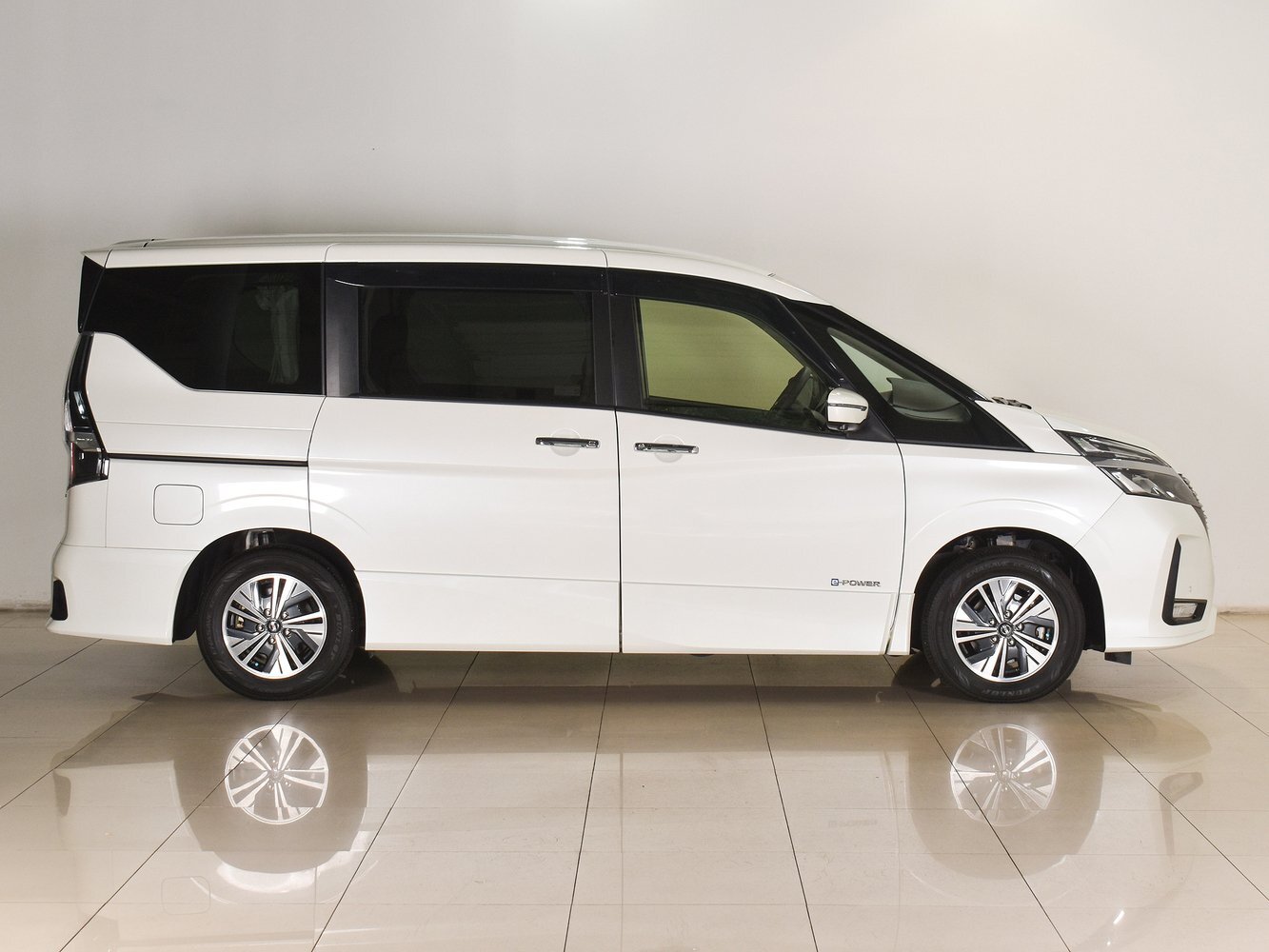 Nissan Serena 2020