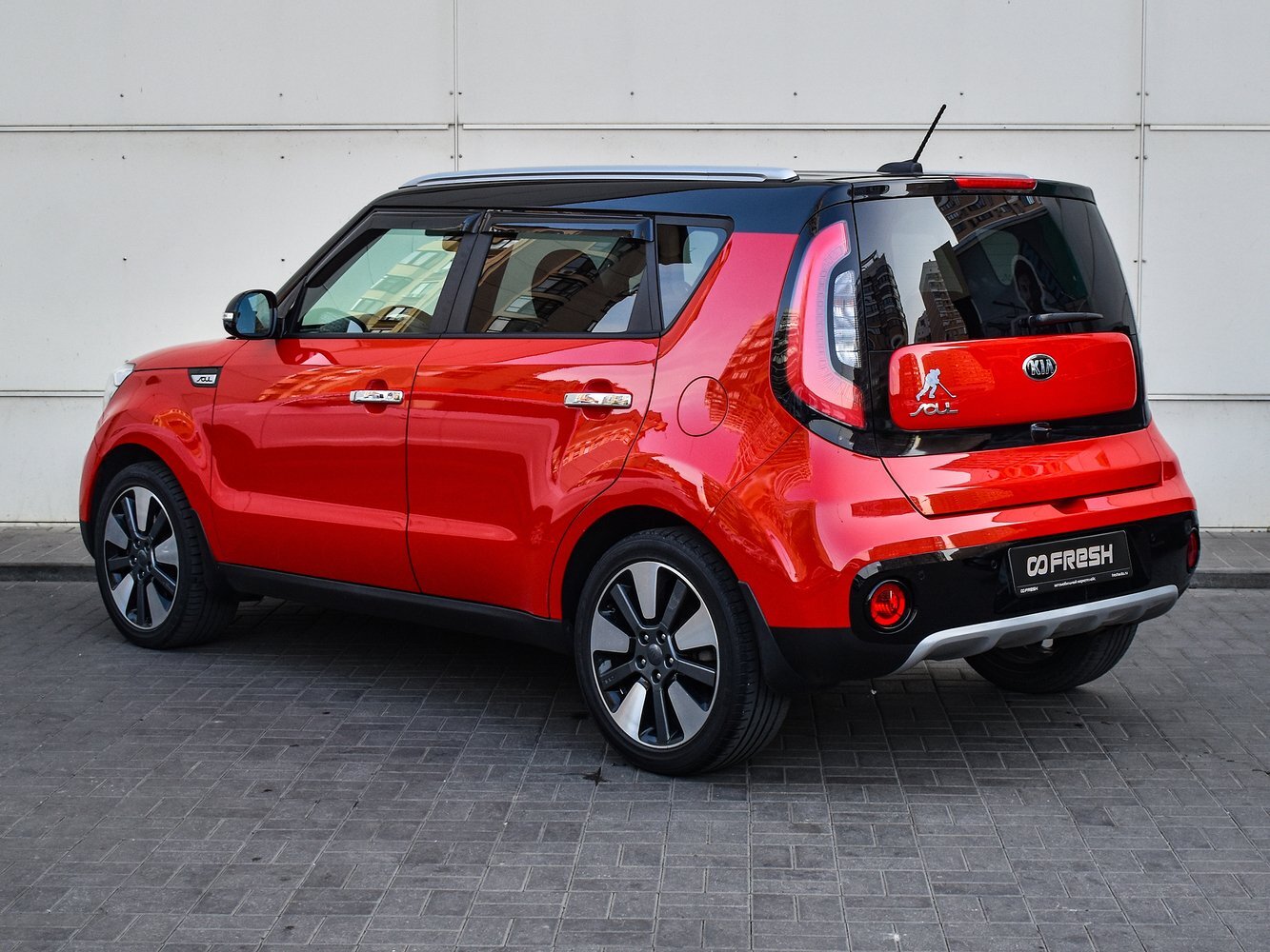 Kia Soul 2017 в Челябинске, Машина премиум класса, бензин, 1600 куб.см, Челябинс