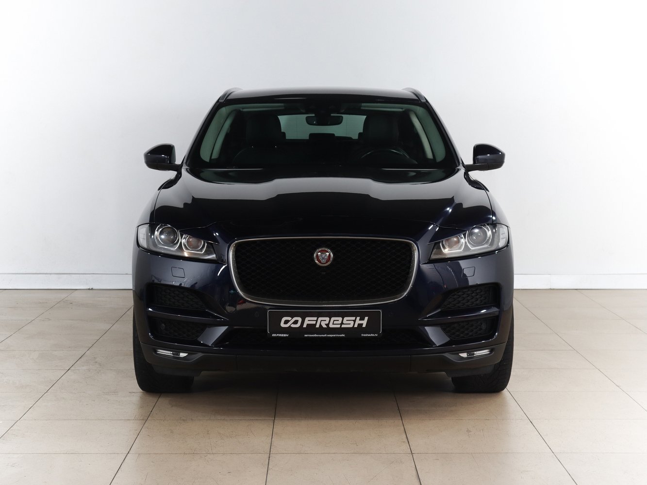 Jaguar f Pace фары