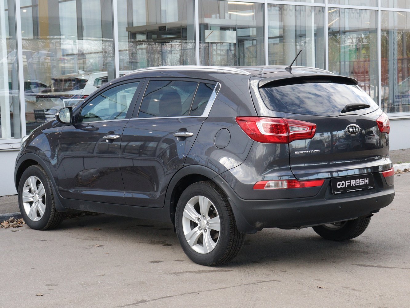 Kia Sportage с боку версия б1