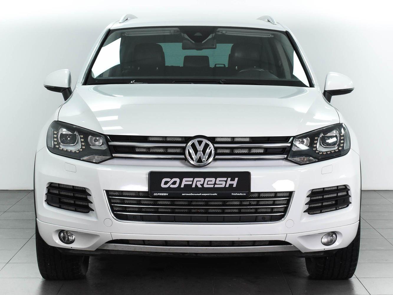 Volkswagen tiguan и touareg. Фольксваген туарег и тигуан. Volkswagen touareg без фона. Vw tiguan 2024. Tiguan allspace vs tiguan.