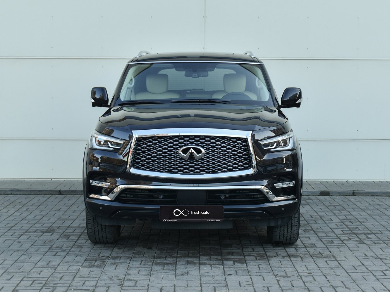 Инфинити qx80 черный