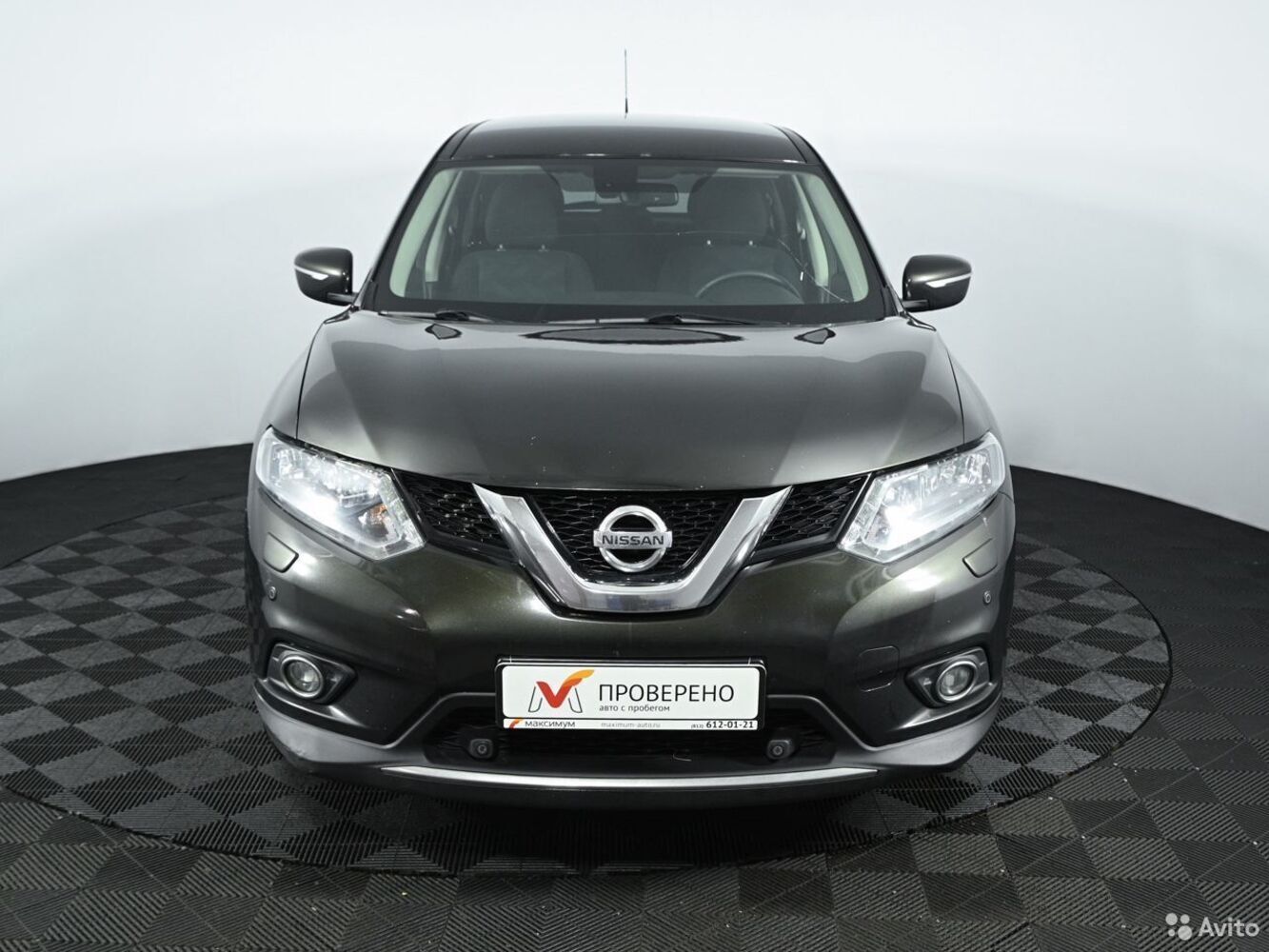 Nissan x trail зеленый