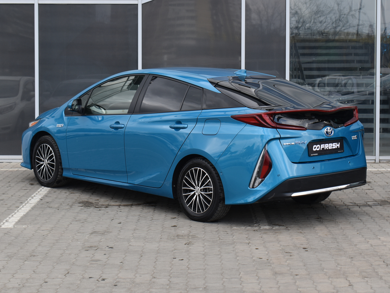 Toyota Prius с пробегом 71411 км | Купить б/у Toyota Prius 2020 года в  Москве | Fresh Auto