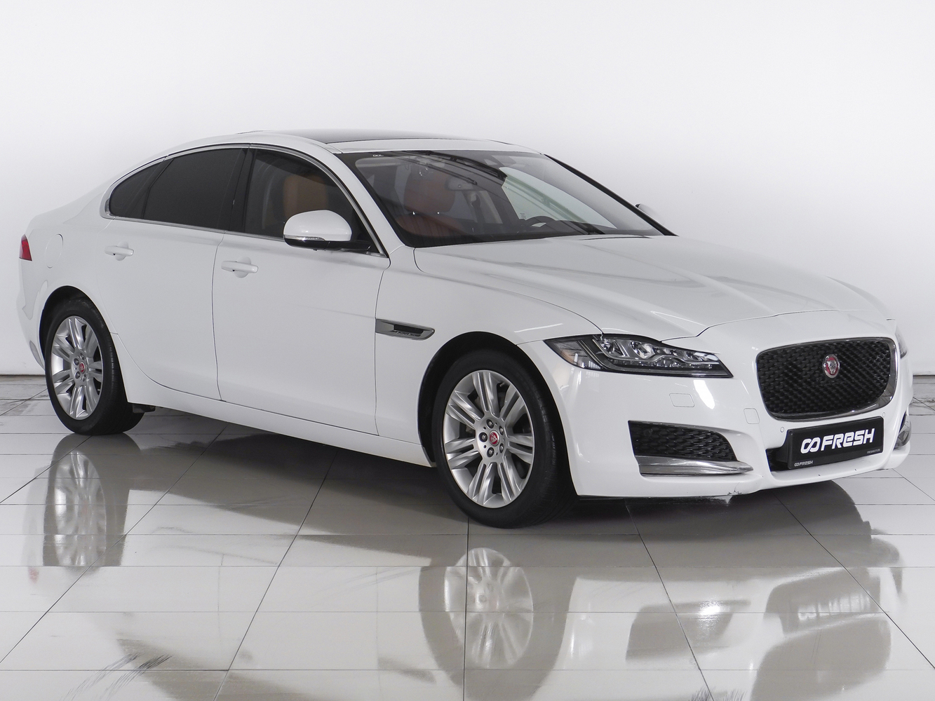 Jaguar XF с пробегом 78150 км | Купить б/у Jaguar XF 2017 года в Белгород |  Fresh Auto