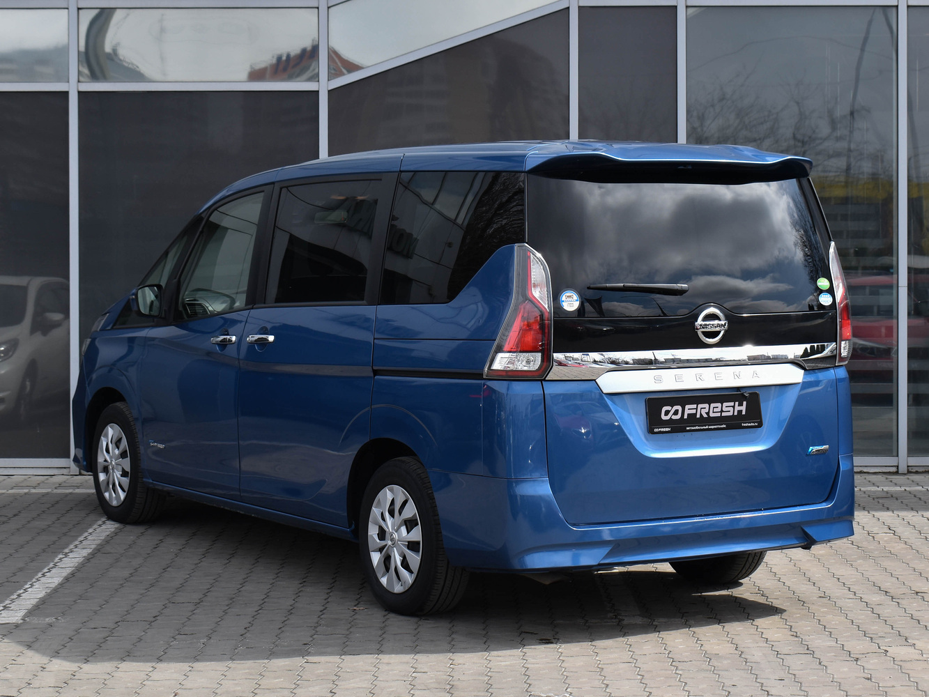 Nissan Serena с пробегом 105419 км | Купить б/у Nissan Serena 2017 года в  Москве | Fresh Auto