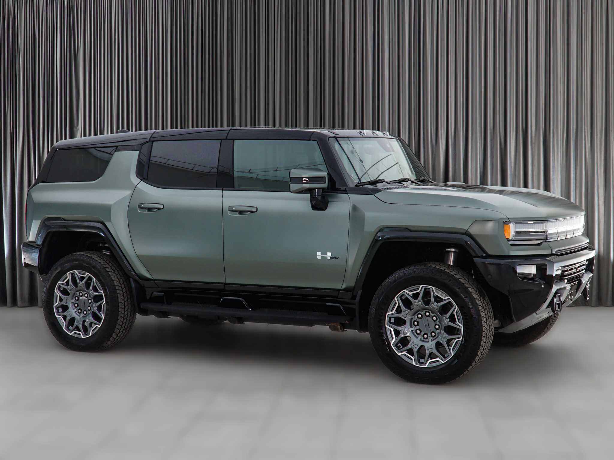 GMC Hummer EV с пробегом 525 км | Купить б/у GMC Hummer EV 2023 года в  Сургут | Fresh Auto