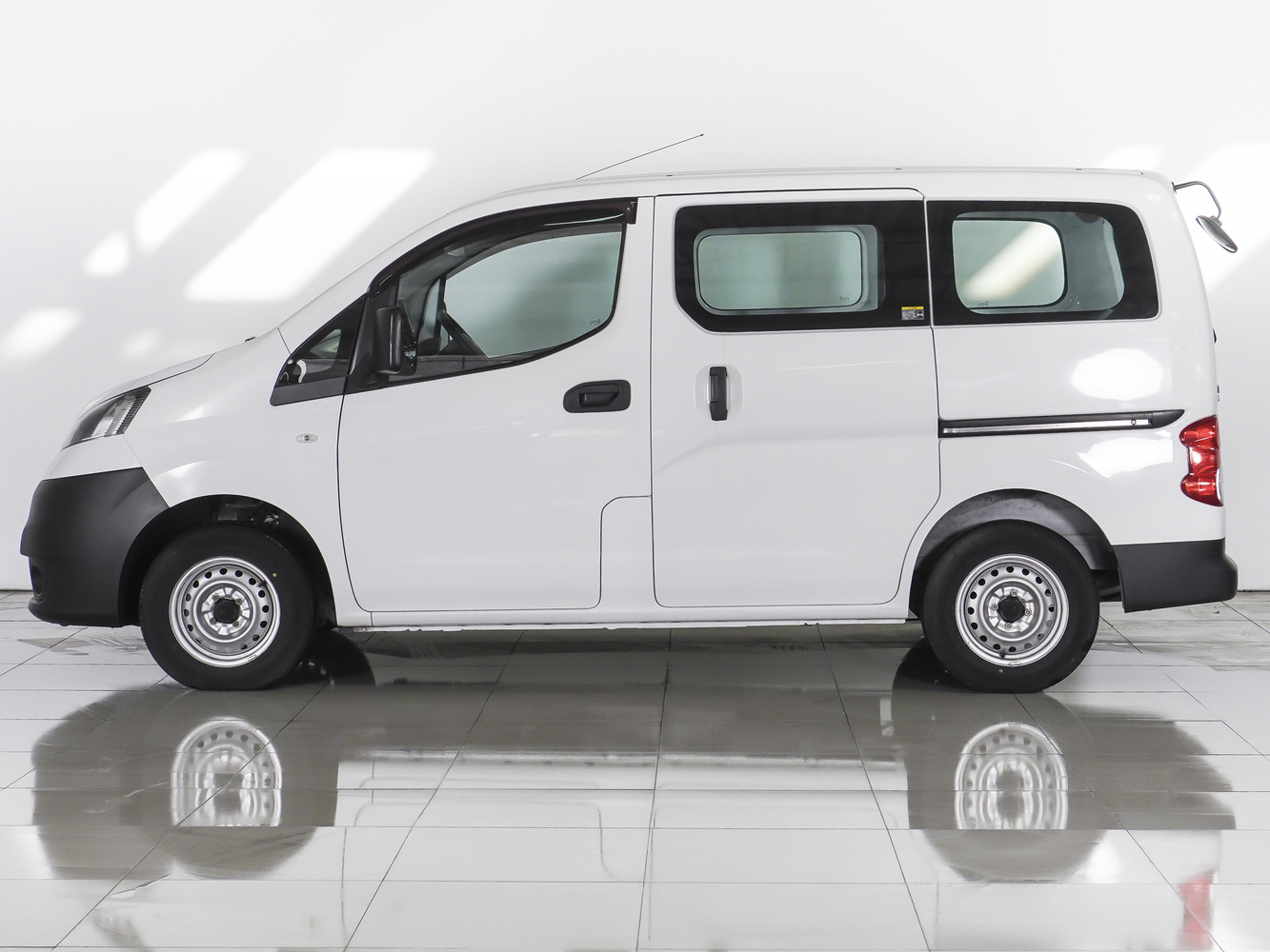 Nissan NV200 с пробегом 69893 км | Купить б/у Nissan NV200 2019 года в  Москве | Fresh Auto