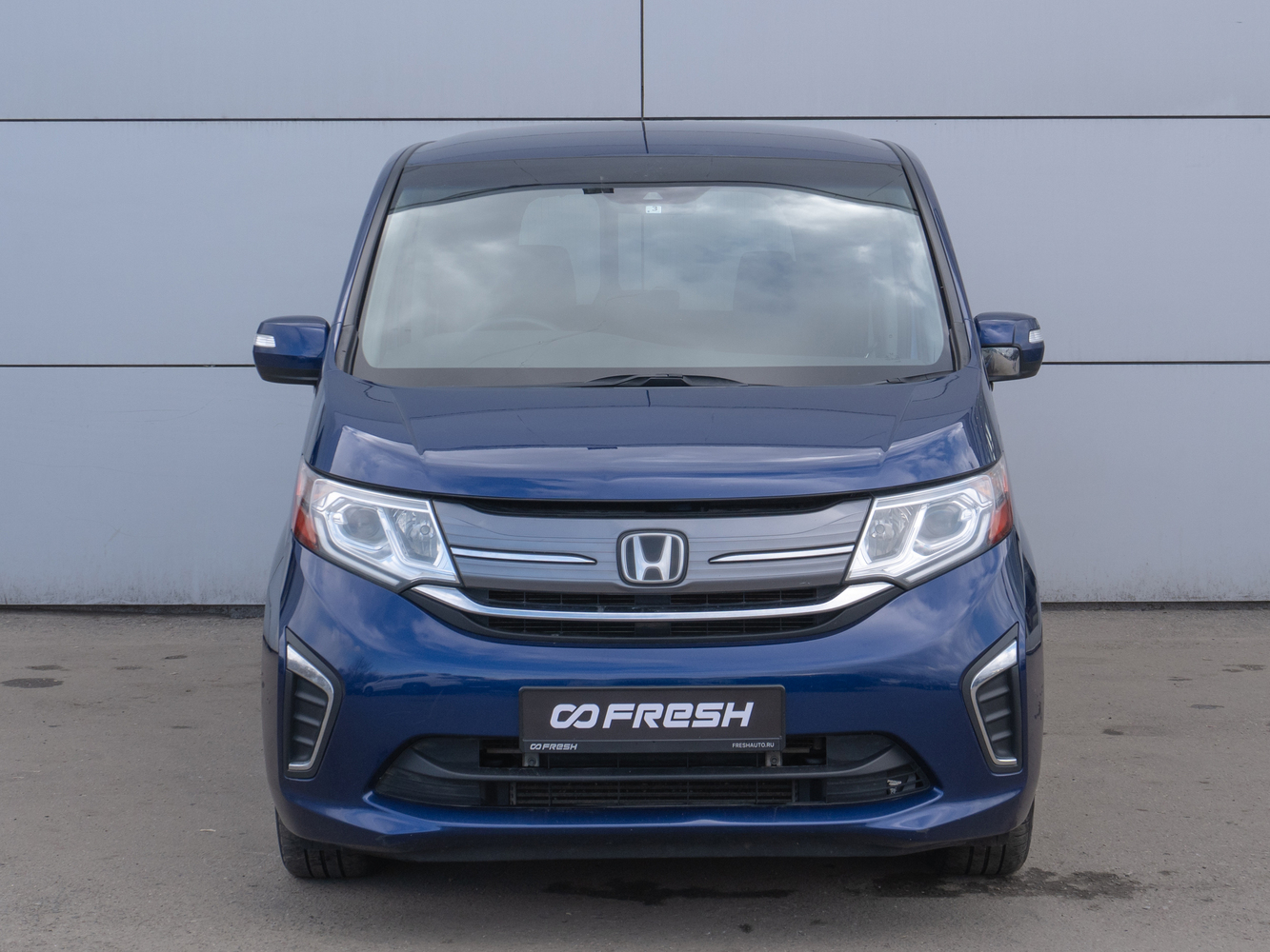 Honda Stepwgn с пробегом 143279 км | Купить б/у Honda Stepwgn 2017 года в  Москве | Fresh Auto